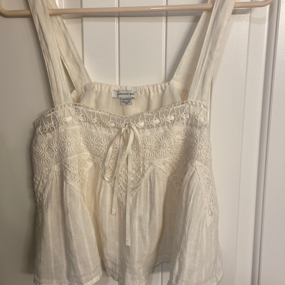 The Summer I Turned Pretty || American Eagle Off White Crop Tank
